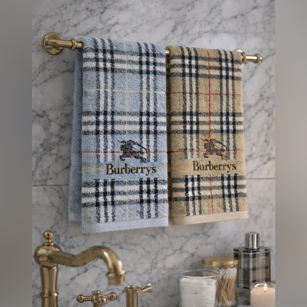 Burberry Checkered Hand Towels - Blue and Tan
